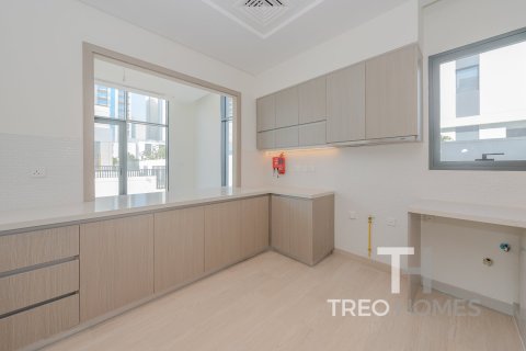 Снять в аренду таунхаус в Al Furjan, Дубай: 4 спальни, 238м², № 13520 - фото 13
