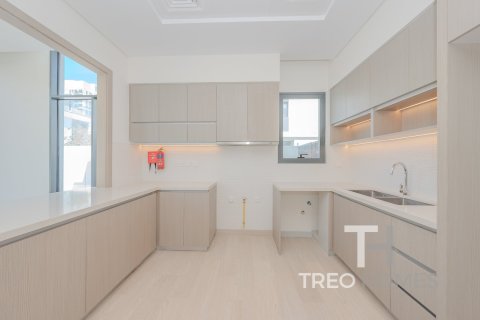 Снять в аренду таунхаус в Al Furjan, Дубай: 4 спальни, 238м², № 13520 - фото 3