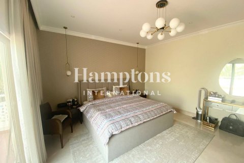 Villa in Meadows 1, Meadows, Dubai 4 bedrooms, 380.90230000 sq.m. № 63842 - photo 5