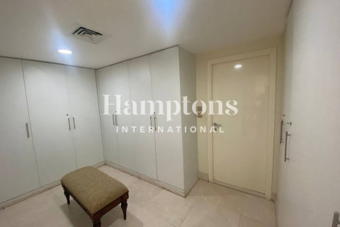 Villa in Meadows 1, Meadows, Dubai 4 bedrooms, 380.90230000 sq.m. № 63842 - photo 6