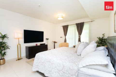Купить квартиру в Пальме Джумейре, Дубай: 3 спальни, 397.9м², № 22716 - фото 10