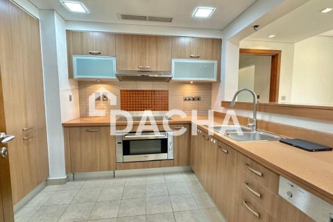 Apartamento en Marina Residences, Palm Jumeirah, Dubai, 2 dormitorios, 189 m², № 110349 - foto 7