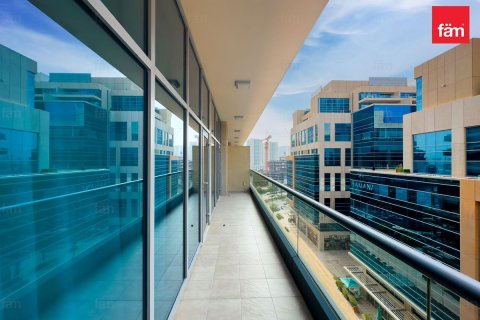 Apartamento en Business Bay, Dubai, 1 dormitorio, 105.8 m², № 84160 - foto 5