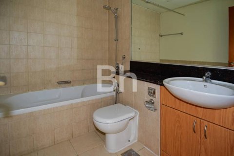 Снять в аренду квартиру в Дубае: 2 спальни, 134м², № 21573 - фото 8