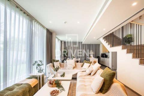 Villa en Arabian Ranches 3, Dubai, 4 dormitorios, 286.98 m², № 127401 - foto 3