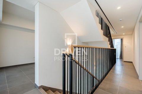 Villa en Arabian Ranches 3, Dubai, 4 dormitorios, 286.98 m², № 127401 - foto 14