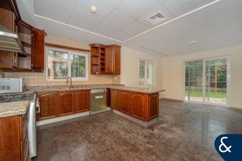 فيلا في المرابع العربية, دبي 3 غرف نوم, 331 م² رقم 98446 - صورة 3