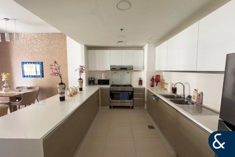 Apartamento en Al Andalus, Jumeirah Golf Estates, Dubai, 3 dormitorios, 168 m², № 98455 - foto 6