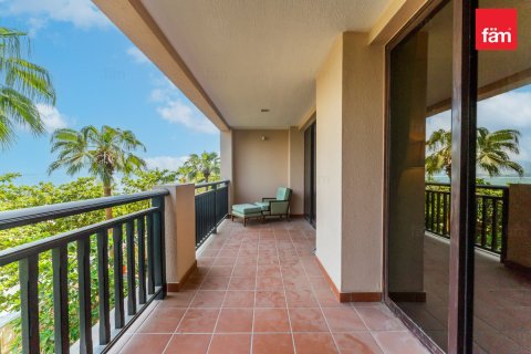 Apartment in Palm Jumeirah, Dubai 1 bedroom, 107.6 sq.m. № 49353 - photo 15