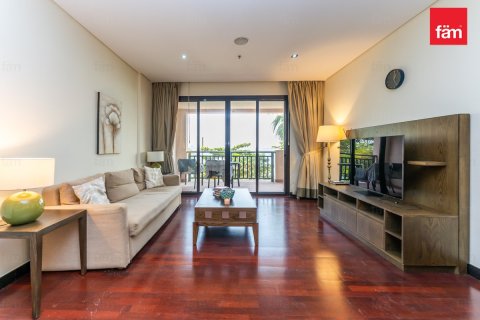 Apartment in Palm Jumeirah, Dubai 1 bedroom, 107.6 sq.m. № 49353 - photo 2