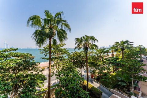 Apartment in Palm Jumeirah, Dubai 1 bedroom, 107.6 sq.m. № 49353 - photo 17