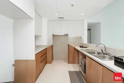 Снять в аренду квартиру в Дубае: 3 спальни, 143.4м², № 77951 - фото 7