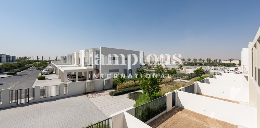 Villa en Al Manara, Jumeirah Village Triangle, Dubai, 3 dormitorios, 176.9 m², № 84545