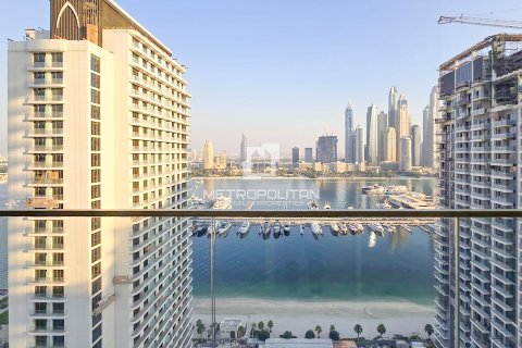 Apartment in EMAAR Beachfront, Dubai Harbour, Dubai 2 bedrooms, 122 sq.m. № 14712