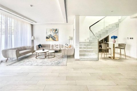 فيلا في Jumeirah Park, دبي 4 غرف نوم, 188 م² رقم 44895 - صورة 1