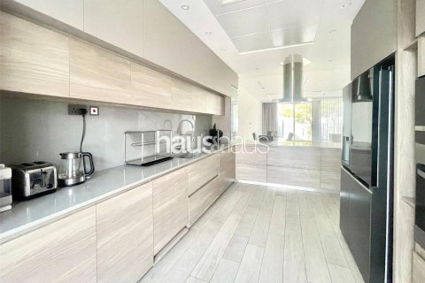 فيلا في Jumeirah Park, دبي 4 غرف نوم, 188 م² رقم 44895 - صورة 7