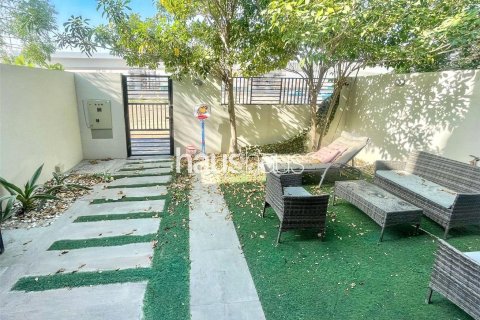 فيلا في Jumeirah Park, دبي 4 غرف نوم, 188 م² رقم 44895 - صورة 16