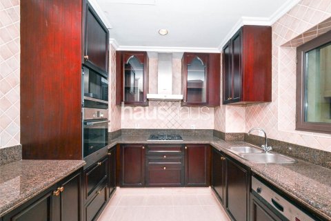 Apartment in Downtown Dubai (Downtown Burj Dubai), Dubai 2 bedrooms, 137 sq.m. № 44965 - photo 5