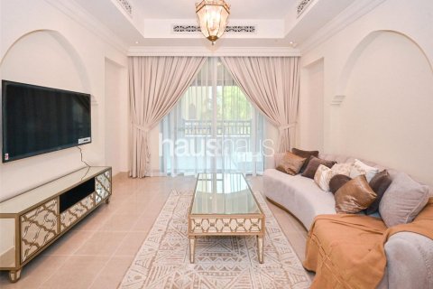 Apartment in Downtown Dubai (Downtown Burj Dubai), Dubai 2 bedrooms, 137 sq.m. № 44965 - photo 1