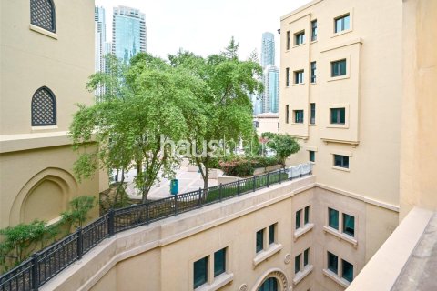Apartment in Downtown Dubai (Downtown Burj Dubai), Dubai 2 bedrooms, 137 sq.m. № 44965 - photo 15