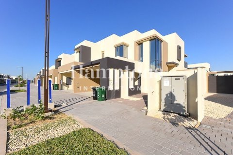 Villa in Maple 2, Dubai Hills Estate, Dubai 5 bedrooms, 352.10237000 sq.m. № 110993 - photo 6
