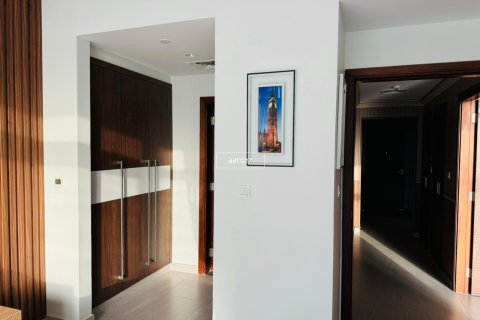 Appartement à Al Kifaf, Dubai, 2 chambres, 151.5 m², № 49781 - photo 9