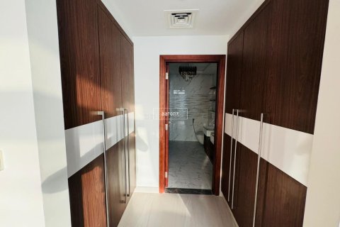 Appartement à Al Kifaf, Dubai, 2 chambres, 151.5 m², № 49781 - photo 10