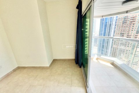 Apartment in Jumeirah Lake Towers, Dubai 2 bedrooms, 89.4 sq.m. № 49782 - photo 11