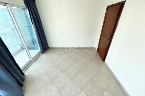 Apartment in Jumeirah Lake Towers, Dubai 2 bedrooms, 89.4 sq.m. № 49782 - photo 6