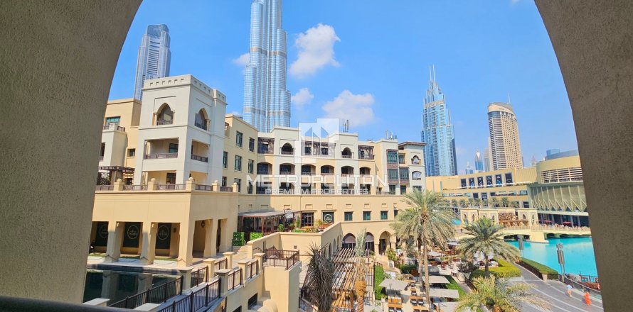 Apartment in Downtown Dubai (Downtown Burj Dubai), Dubai 3 bedrooms, 204 sq.m. № 6223