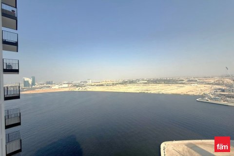 Снять в аренду квартиру в Дубае: 2 спальни, 105.1м², № 69496 - фото 13