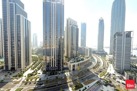 Снять в аренду квартиру в Дубае: 2 спальни, 105.1м², № 69496 - фото 1