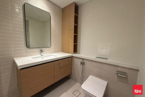 Снять в аренду квартиру в Дубае: 2 спальни, 105.1м², № 69496 - фото 14