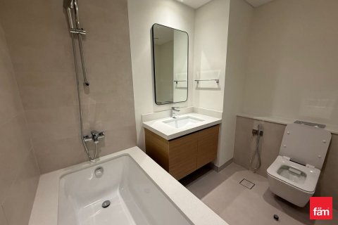 Снять в аренду квартиру в Дубае: 2 спальни, 105.1м², № 69496 - фото 16