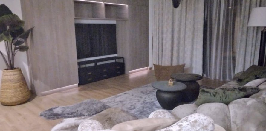 Appartement à Dubai Sports City, Dubai, 2 chambres, 112.1 m², № 11296
