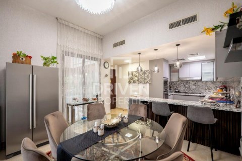 Adosado en Mudon, Dubai, 4 dormitorios, 353 m², № 86432 - foto 22
