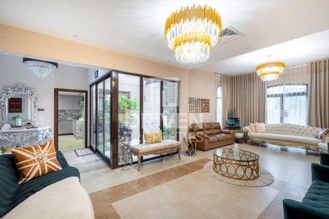 Adosado en Mudon, Dubai, 4 dormitorios, 353 m², № 86432 - foto 24