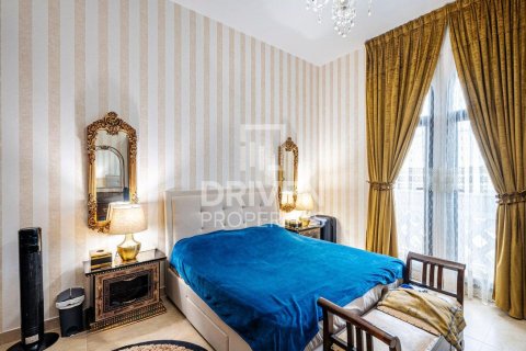 Adosado en Mudon, Dubai, 4 dormitorios, 353 m², № 86432 - foto 14