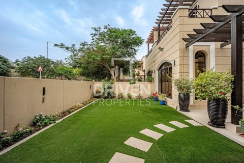 Adosado en Mudon, Dubai, 4 dormitorios, 353 m², № 86432 - foto 4