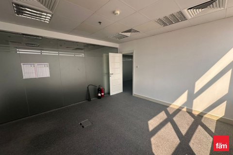 Office in Dubai 156.9 sq.m. № 72348 - photo 8
