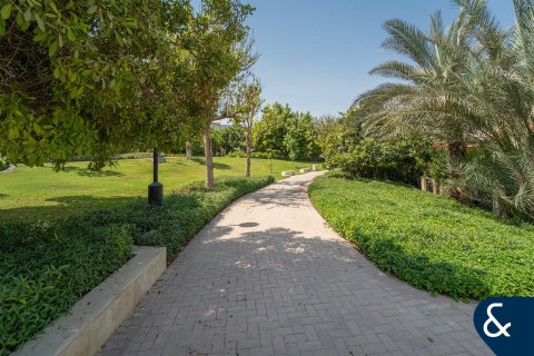 Villa à Green Community Motor City, Motor City, Dubai, 5 chambres, 458 m², № 75218 - photo 22