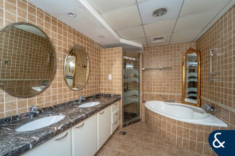 Villa à Green Community Motor City, Motor City, Dubai, 5 chambres, 458 m², № 75218 - photo 15