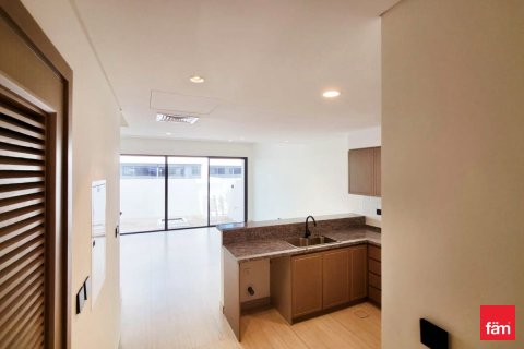 Villa en Dubai, 4 dormitorios, 144 m², № 77769 - foto 8