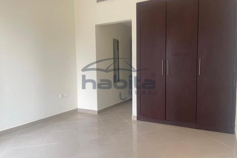 Купить квартиру в Джумейра Лейк Тауэрс, Дубай: 2 спальни, 121.3м², № 7715 - фото 10