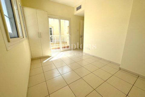 Снять в аренду виллу в Springs 12, The Springs, Дубай: 2 спальни, 174.05005438м², № 12604 - фото 13