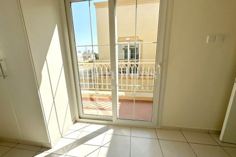 Снять в аренду виллу в Springs 12, The Springs, Дубай: 2 спальни, 174.05005438м², № 12604 - фото 14