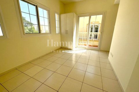 Снять в аренду виллу в Springs 12, The Springs, Дубай: 2 спальни, 174.05005438м², № 12604 - фото 12