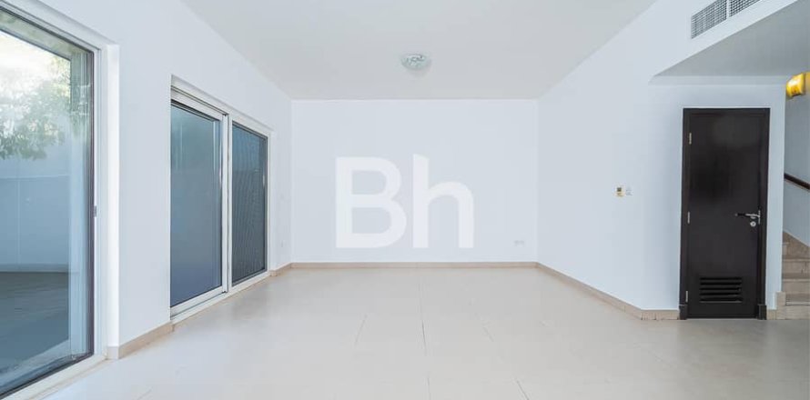 Villa à International City, Dubai, 3 chambres, 156 m², № 24856