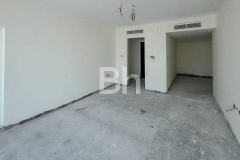 Apartment in Jumeirah Lake Towers, Dubai 2 bedrooms, 124 sq.m. № 56671 - photo 9