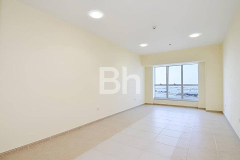 Apartment in Dubai Marina, Dubai 2 bedrooms, 123 sq.m. № 56675 - photo 11
